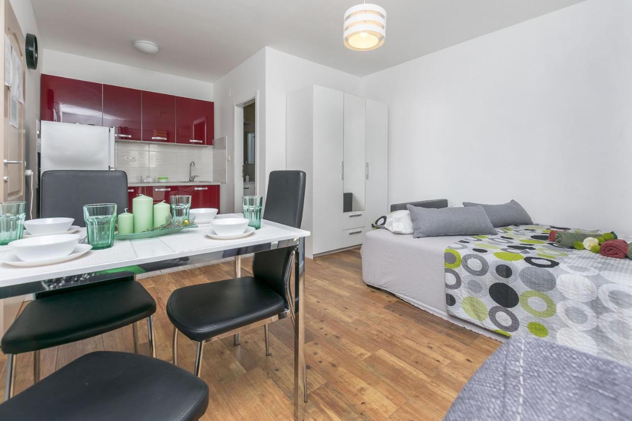 Apartments Lorenzo Lokva Rogoznica Eksteriør billede