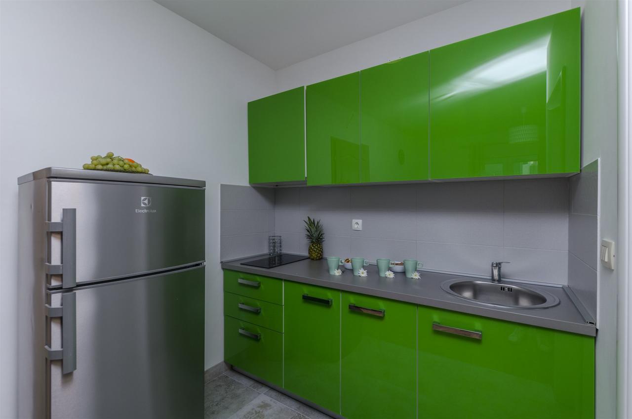 Apartments Lorenzo Lokva Rogoznica Eksteriør billede